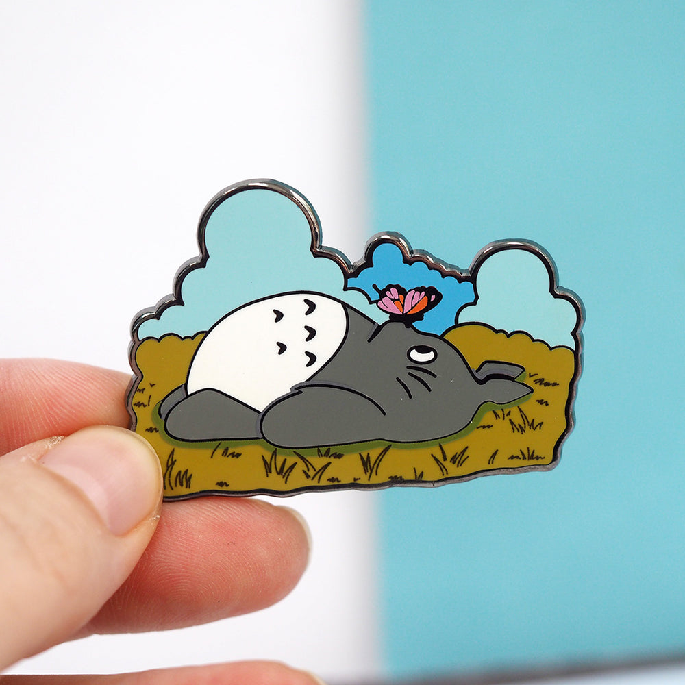 Spring Totoro - Metal Enamel Pin