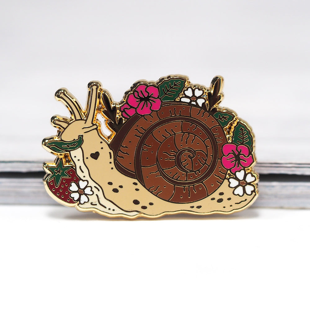 Garden Snail - Metal Enamel Pin