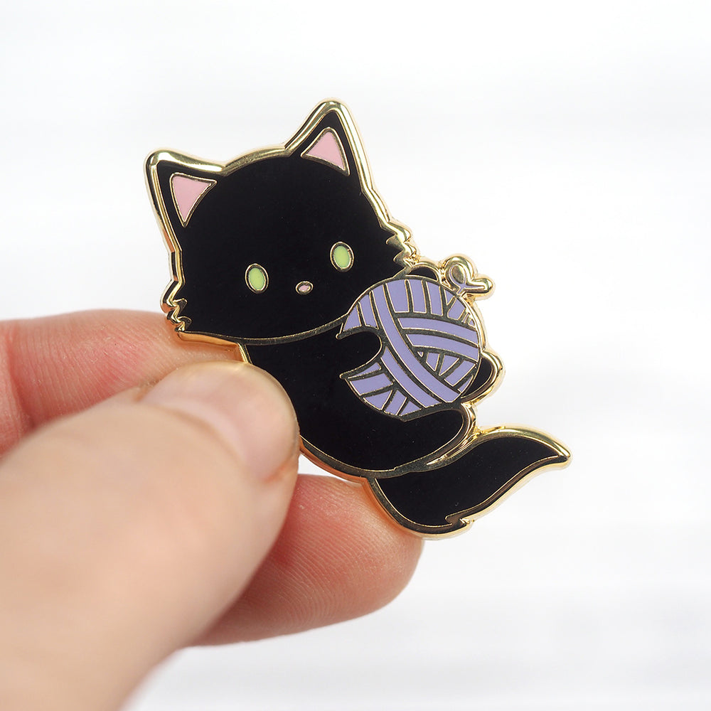 Playful Black Cat - Metal Enamel Pin