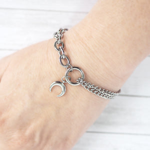 
            
                Load image into Gallery viewer, Double Chain Crescent Moon Bracelet
            
        