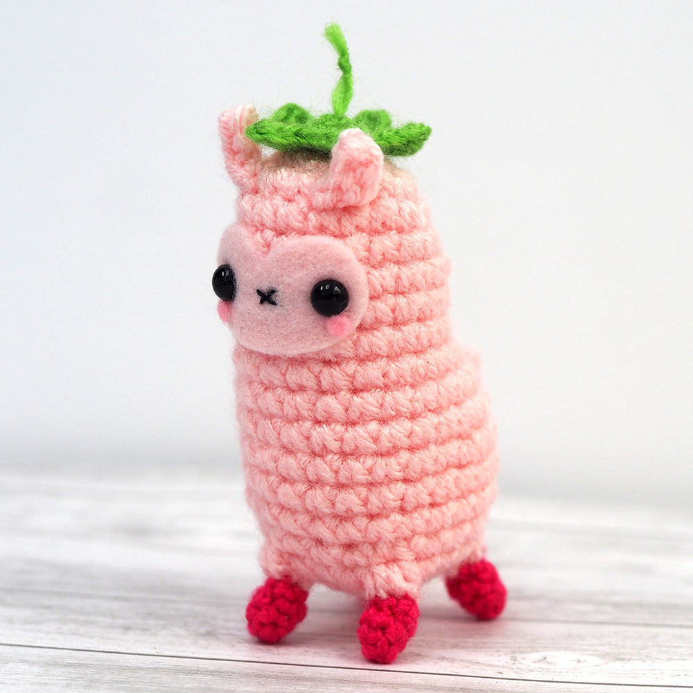 Strawberry Llama Amigurumi