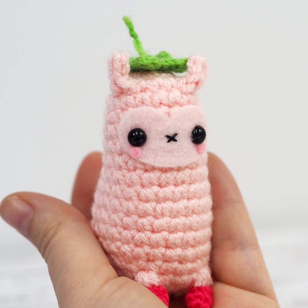 Strawberry Llama Amigurumi