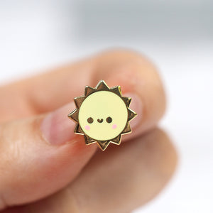 
            
                Load image into Gallery viewer, Kawaii Sun - Mini Metal Enameled Pin
            
        
