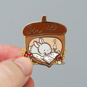 Acorn Corner Bunny - Metal Enamel Pin
