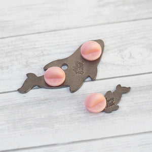 
            
                Load image into Gallery viewer, Starry Orca Mother and Calf - Metal Enameled Pin Set
            
        