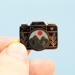 
            
                Load image into Gallery viewer, Camera - Metal Enameled Pin
            
        