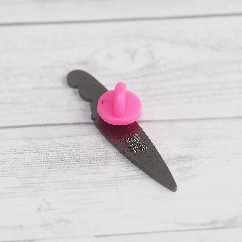 Kawaii Knife - Metal Enamel Pin