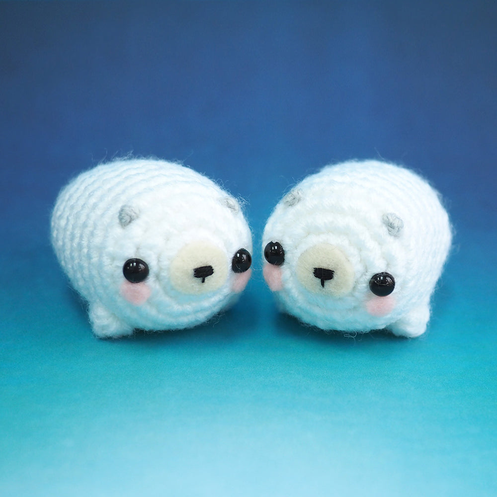 
            
                Load image into Gallery viewer, Baby Seal Amigurumi
            
        