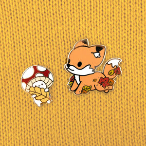 
            
                Load image into Gallery viewer, Fall Fox - Metal Enameled Pin
            
        