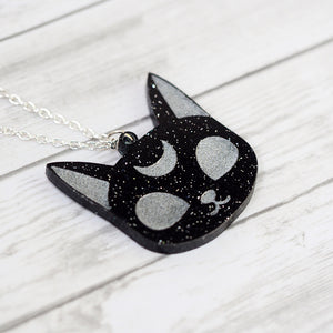 
            
                Load image into Gallery viewer, Luna Cat Necklace
            
        