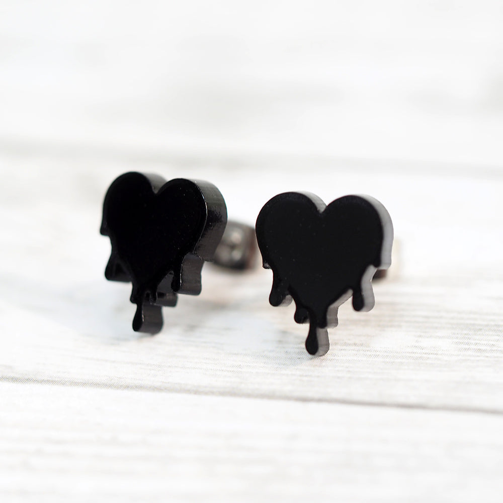 
            
                Load image into Gallery viewer, Dripping Black Heart Stud Earrings
            
        