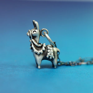 
            
                Load image into Gallery viewer, Llama Necklace - Sterling Silver
            
        