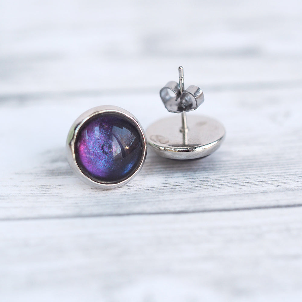
            
                Load image into Gallery viewer, Stud Earrings - Crystal Ball
            
        