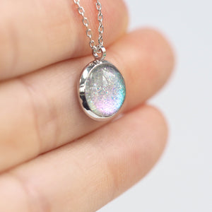 Dainty Circle Necklace - Moon Glow