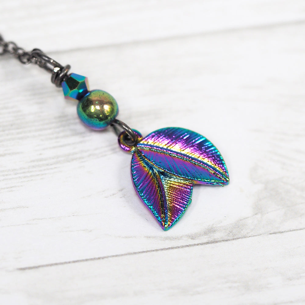 
            
                Load image into Gallery viewer, Fairy Leaves Necklace
            
        