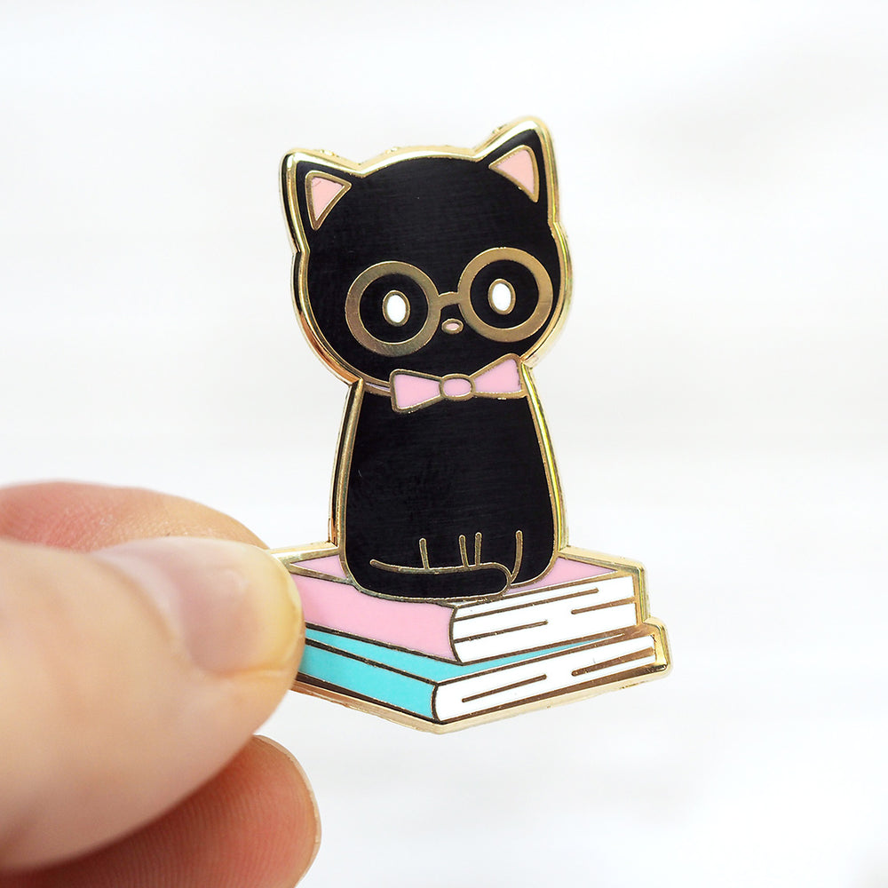 Book Cat - Metal Enameled Pin