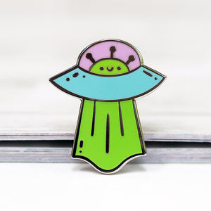 
            
                Load image into Gallery viewer, Glow-In-The-Dark Metal Enameled Pin - Happy UFO
            
        