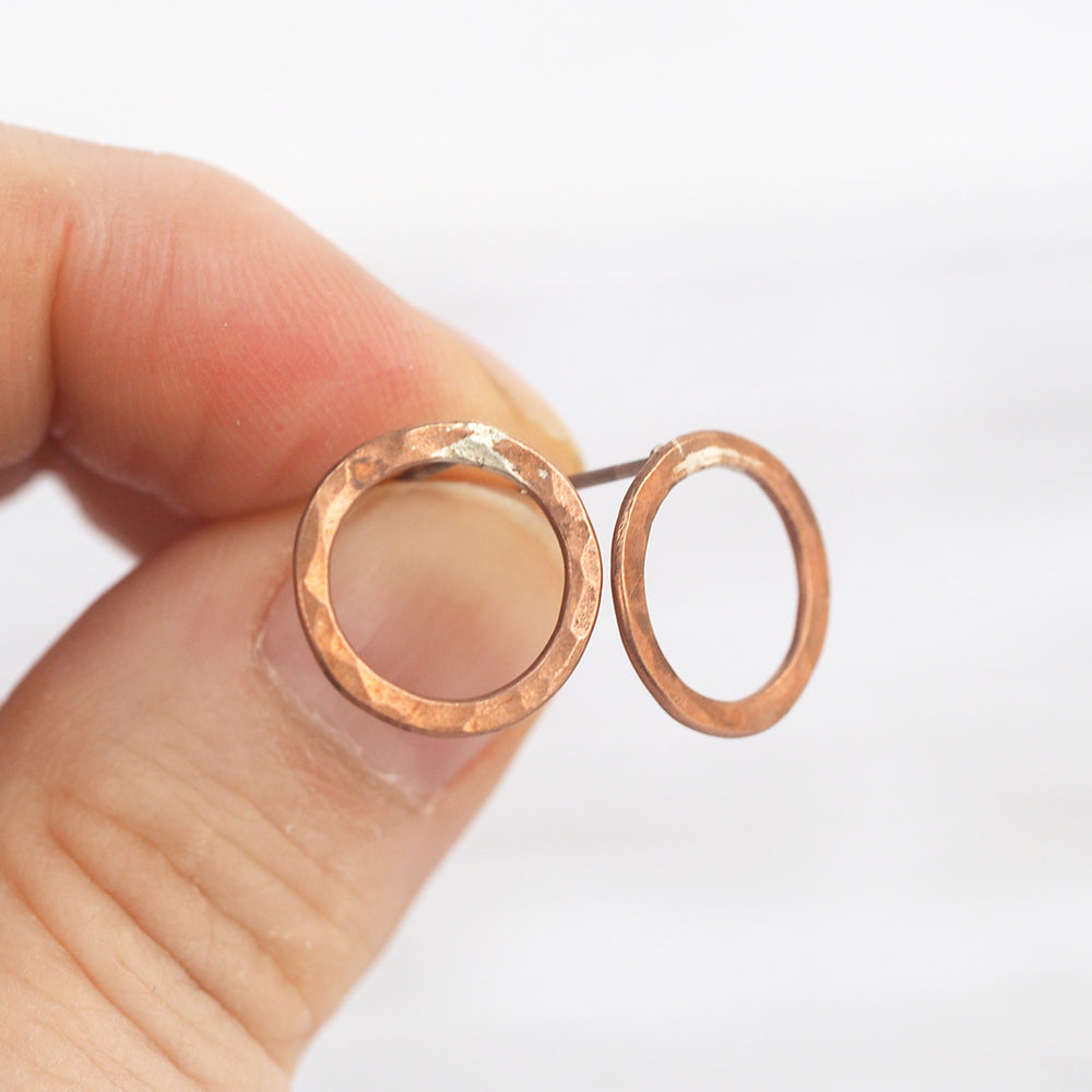 
            
                Load image into Gallery viewer, Copper Circle Stud Earrings
            
        