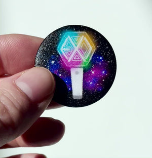 
            
                Load and play video in Gallery viewer, EXO Lightstick Shimmer Pin
            
        